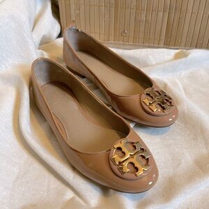Tory Burch nude patent leather flats women size 5